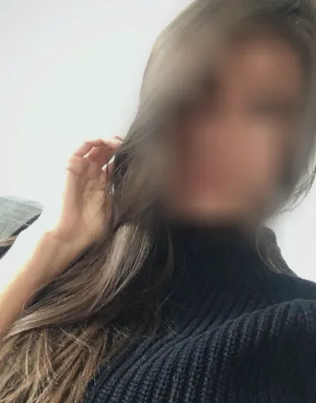 Carina, 32