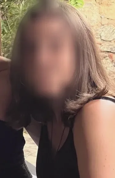 Christina, 33