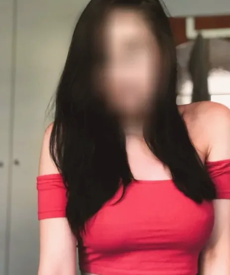 Edith, 32