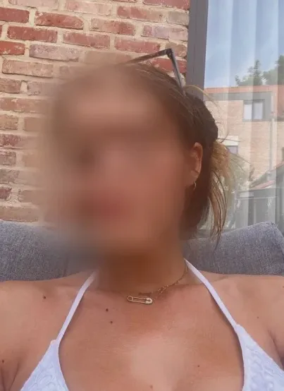 Elsa, 30