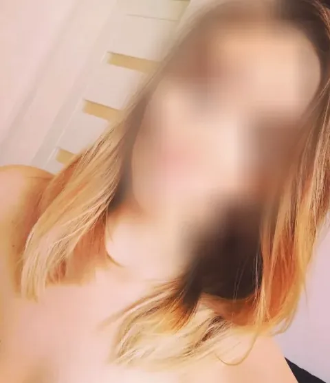 Frida, 24