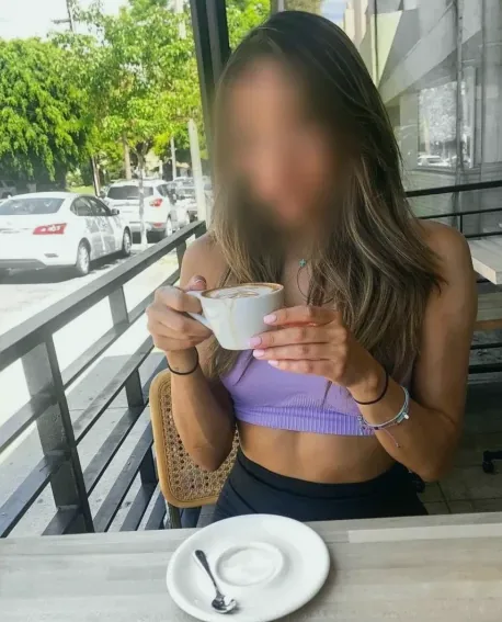 Gunilla, 32