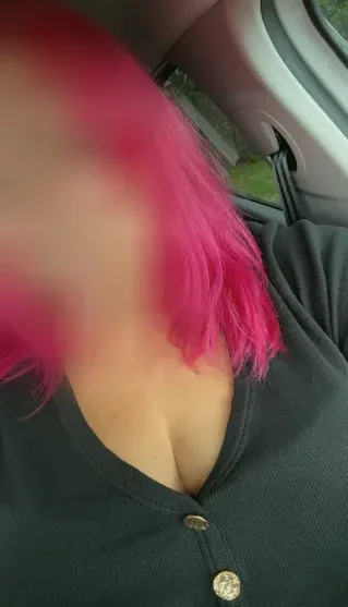 Louise, 37