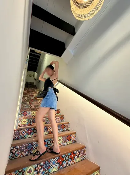 Marie, 30