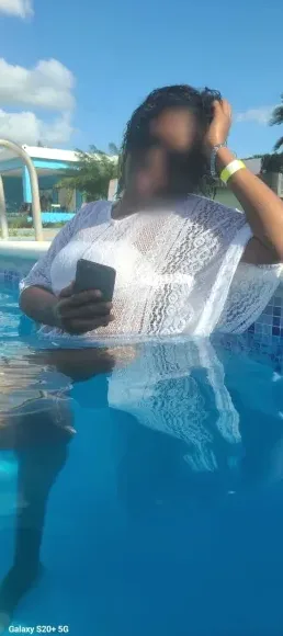 Yasmin, 31